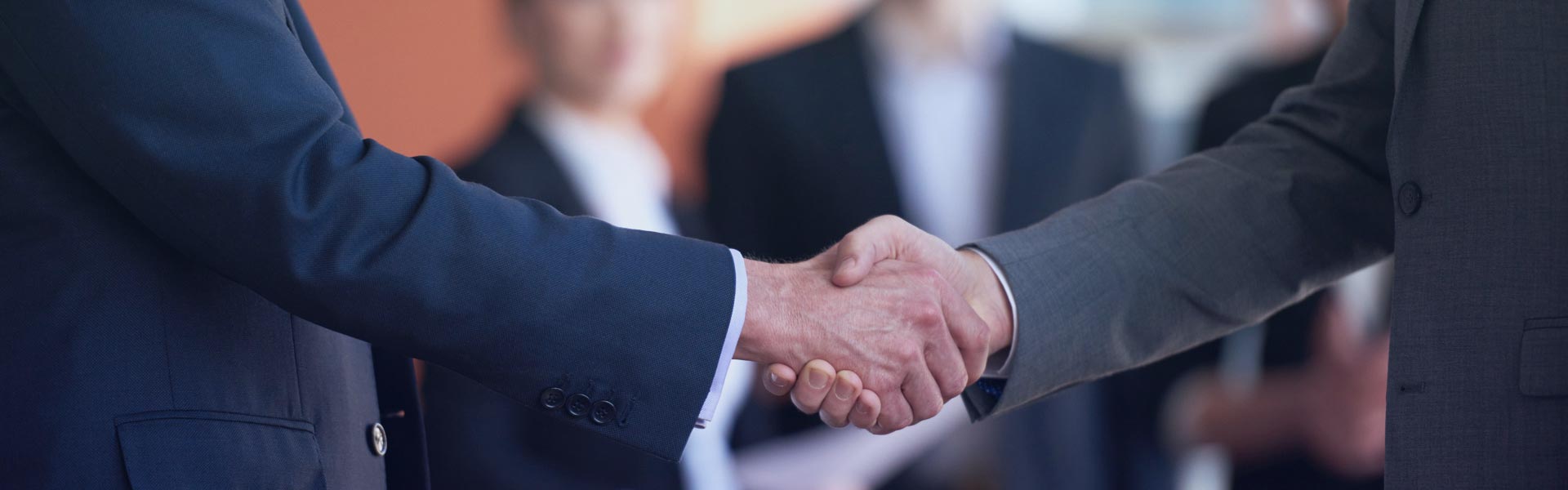 আমাৰ সৈতে যোগাযোগ কৰক